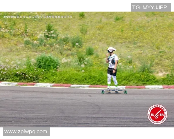 深圳滑板队在马拉松大满贯中的团队协作表现深度解析与点评